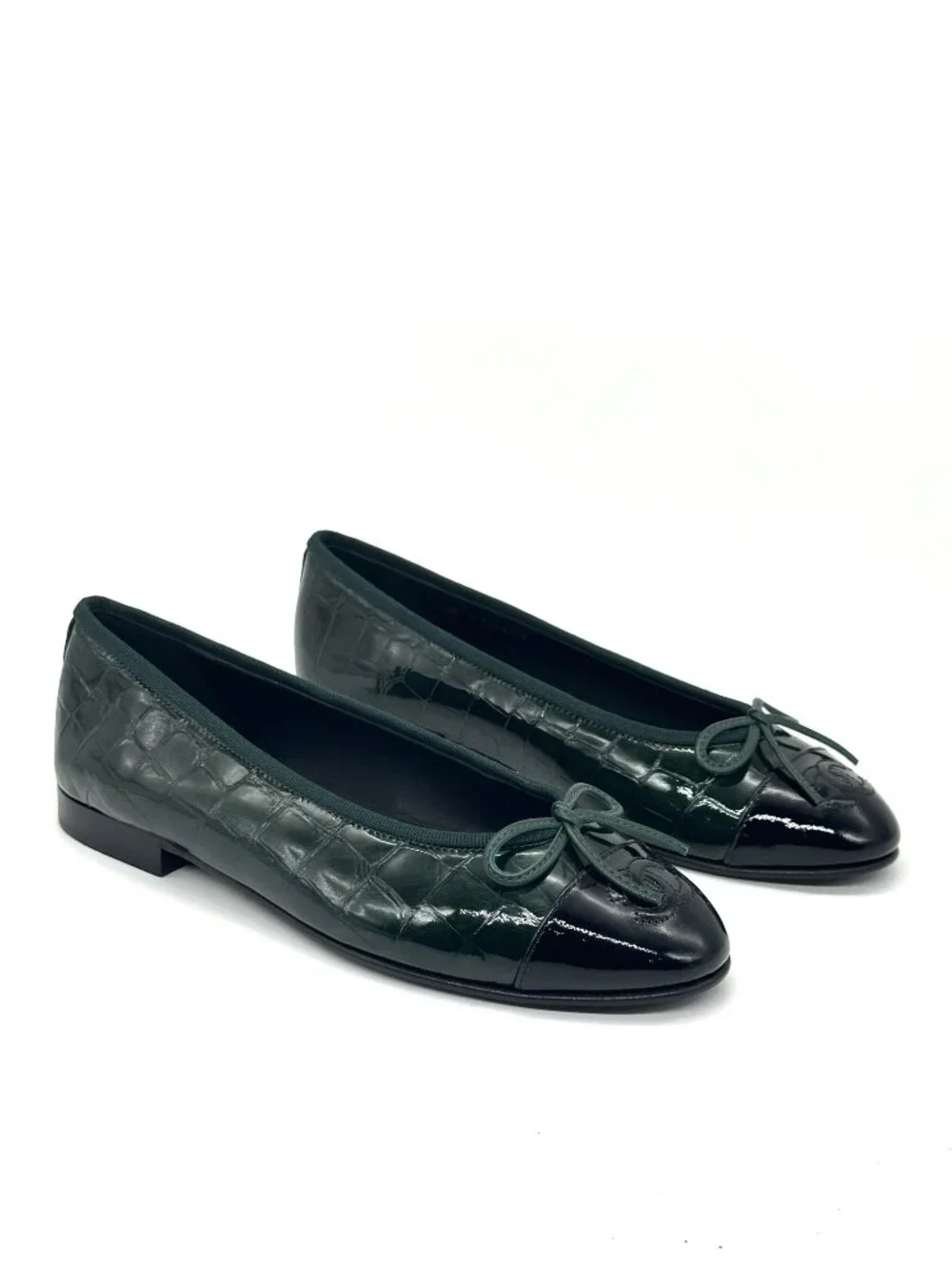 CHANEL 26A Crocodile Embossed Patent Leather Cap Toe Bow Ballerina Ballet Flats - Picture 9 of 16